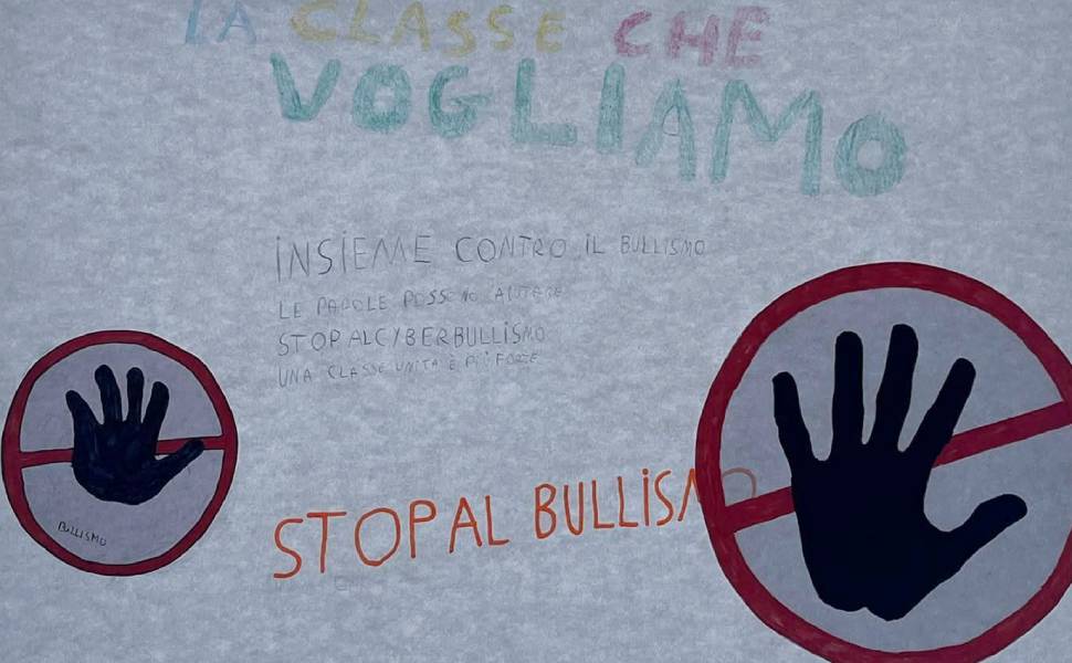 Stop al bullismo: Associazione Informati di Cosenza e giovani, protagonisti del progetto che educa alla legalità 53 bullismo - associazione informati cosenza 01