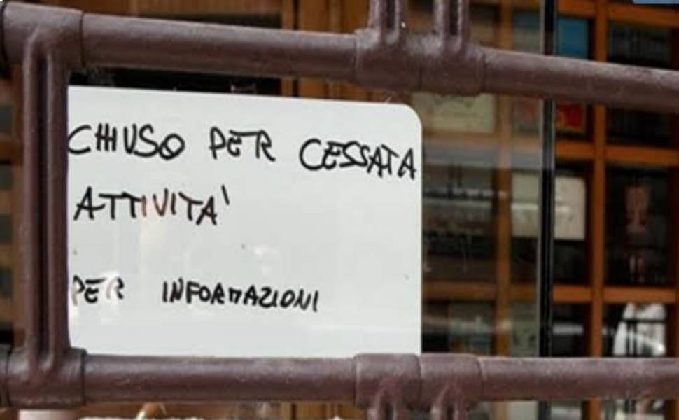 Commercio calabrese in crisi: migliaia di attività perdono terreno, l'allarme di Confesercenti 53 commercio crisi 02