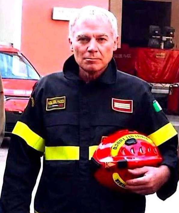 incendi vigile del fuoco malore Alessandro Marchì 59 anni