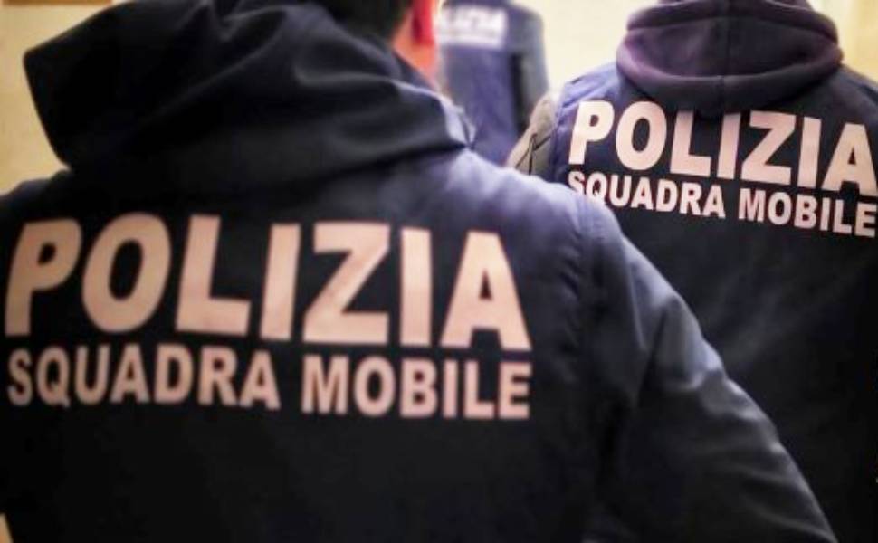 incendio scooter avvocato squadra-mobile