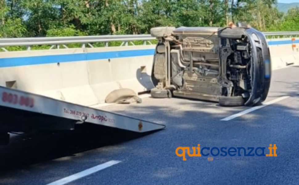 incidente a2 rogliano cosenza 01
