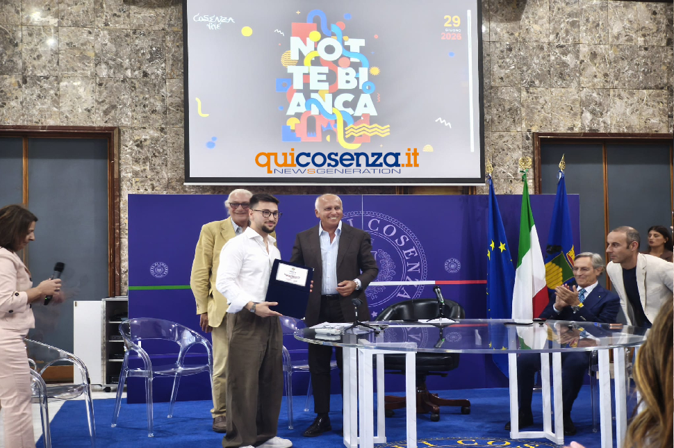 Notte Bianca a Cosenza, successo o scommessa vinta a metà? Il Comune traccia il bilancio dell'evento 52 notte bianca a Cosenza