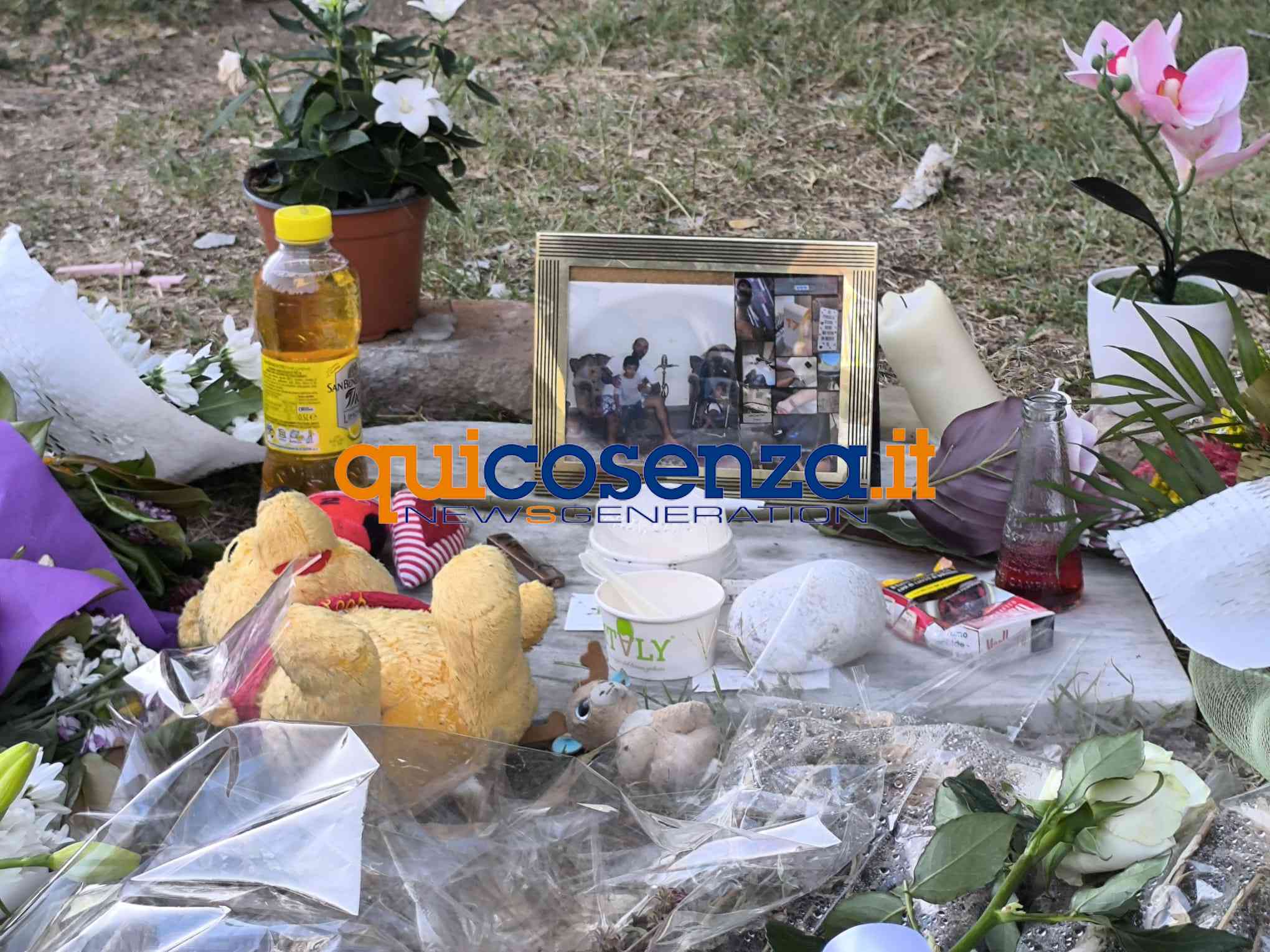 protesta-momo-cosenza-