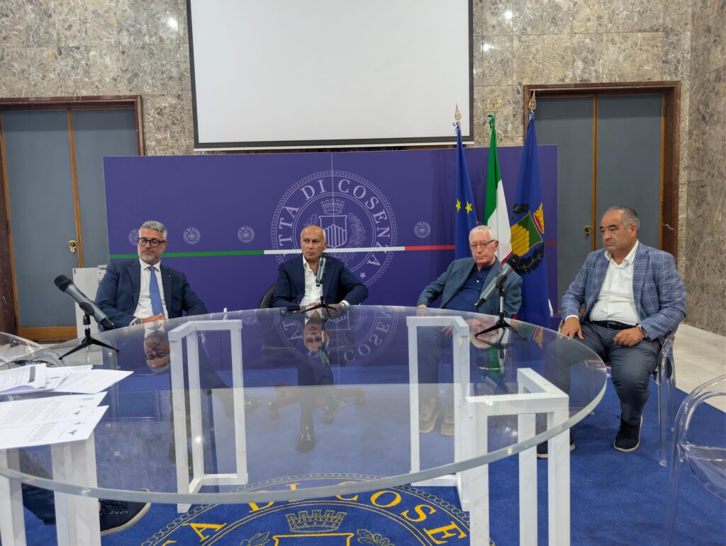 Cosenza, Rende e Castrolibero: a lavoro per il nuovo piano mobilità con il Bus Rapid Transit 53 riunione-ambito-bus-rapid-transit
