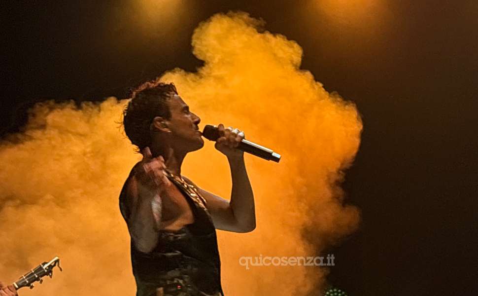 L'energia pop di Aiello inaugura l'Arcella Open Air: una prima serata tra musica, radici e sentimenti 55 Aiello 5