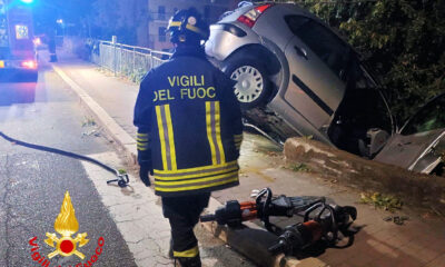 Auto C3 incidente giardino