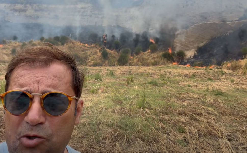 Bisignano, incendio a ridosso del nuovo cimitero. Sindaco a chi ha appiccato il fuoco «delinquenti e vigliacchi» 53 Bisignano incendio sindaco Fucile 01