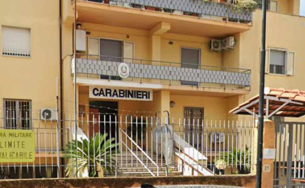 Praia a Mare, la droga nell'armadio dell'alloggio: arrestato cameriere di un villaggio turistico 99 Carabinieri praia a mare cameriere arresto