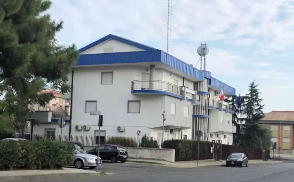Donna morta nello studio medico a Rossano, i familiari presentano denuncia. Si attende l'autopsia 94 Donna morta_studio medico