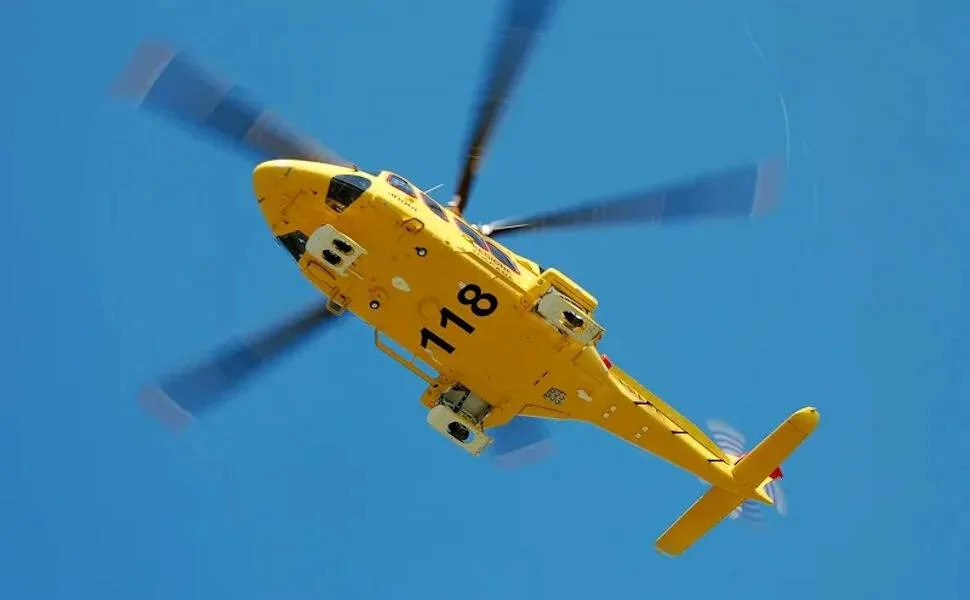 Amantea, precipita dal balcone mentre tenta di entrare in casa: 50enne trasferito in elisoccorso all'Annunziata 99 precipita_balcone