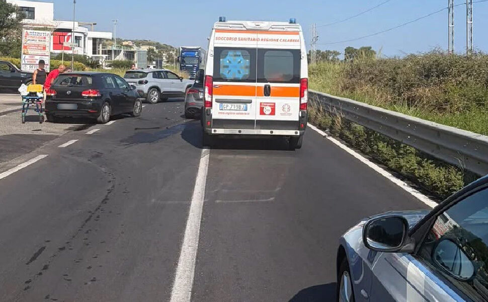 incidente sulla Statale 106 Mandatoriccio