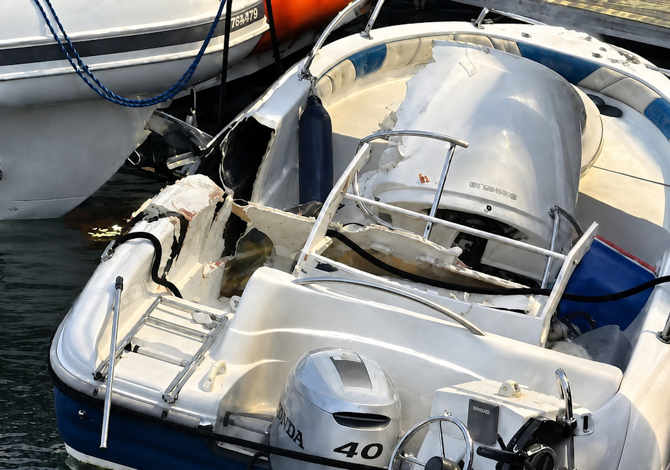 Tragedia nel porto di Vibo. Scontro tra un gommone e un'imbarcazione: muore un 25enne cosentino 94 Incidente porto Vibo marina muore domenico Campana