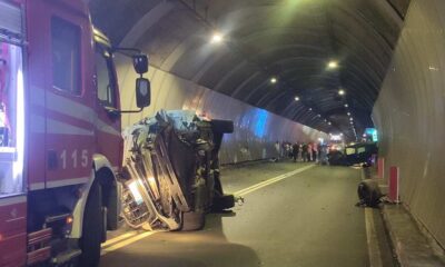 auto si ribalta_galleria Limina