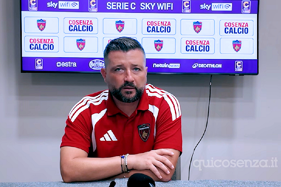 Cosenza Calcio, Coppitelli lancia i giovani ma avverte: «hanno qualità, ma servono innesti per una serie C lunga e difficile» 51 Mister Coppitelli Cosenza Calcio