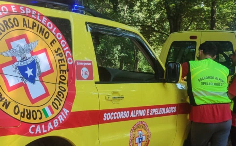 Paura nel bosco: 70enne si infortuna durante un’escursione, scatta il soccorso d’urgenza a Montalto Uffugo 51 Montalto-Uffugo-escursionista-ferito-soccorso