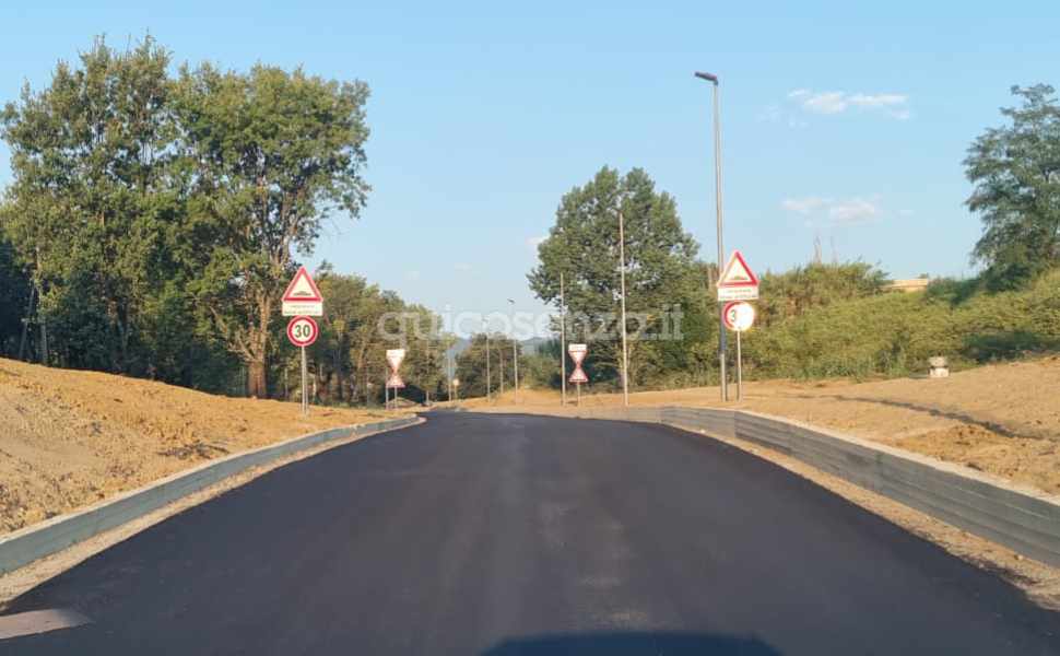 Addio al semaforo, aperta la strada che collega Serra Spiga a Mendicino 51 Nuova strada Serra Spiga Mendicino 01