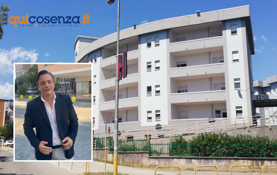Ospedale di Castrovillari, Borrelli denuncia: «Pazienti oncologici al caldo e attese snervanti senza sedie» 79 Ospedale di Castrovillari