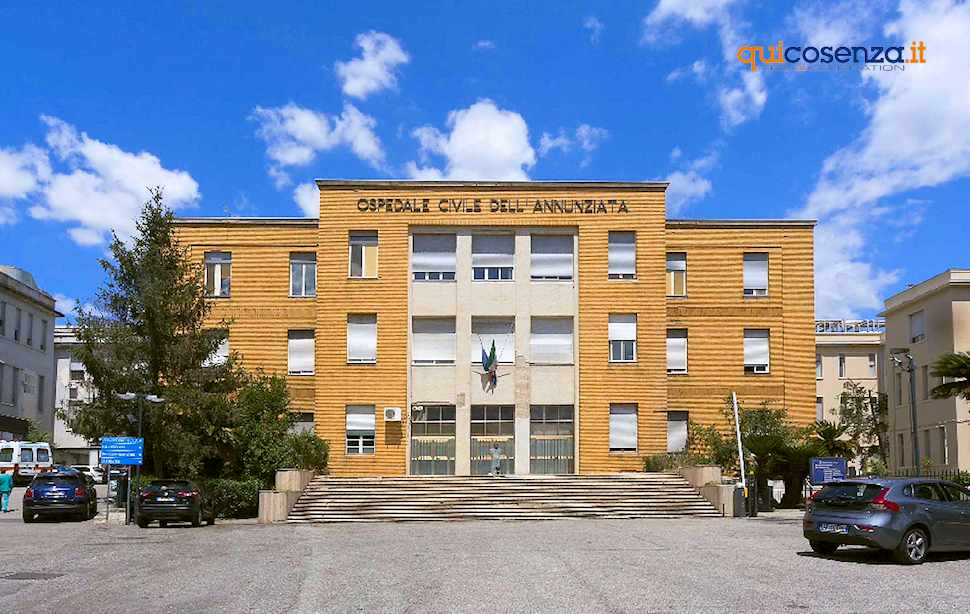 Giallo sulla morte di un detenuto all'ospedale di Cosenza: aperta un'inchiesta per chiarire le cure ricevute 53 Ospedale-Civile-dellAnnunziata-Cosenza detenuto inchiesta