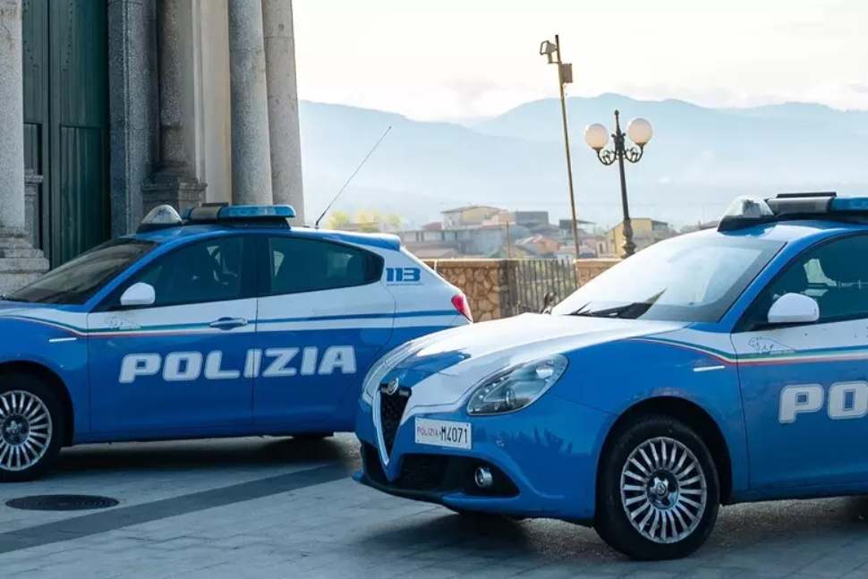 salvato_Polizia