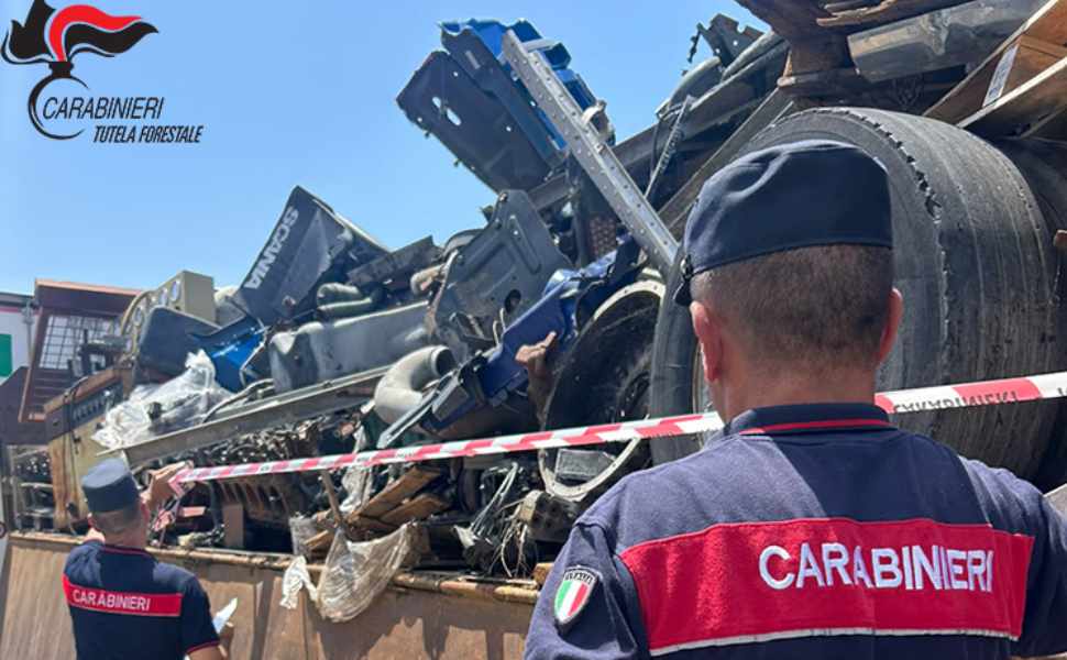 Tortora - sequestro rifiuti speciali