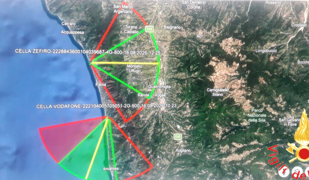 Ultraleggero precipitato a Fuscaldo: nebbia, guasto e sistemi di emergenza sotto esame 52 Vigili del fuoco ricerca ultraleggero disperso