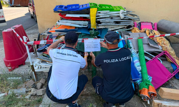 Villapiana Furbetti ombrellone posto prima fila sequestro