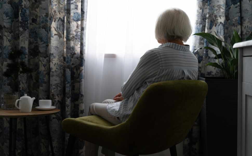 anziani solitudine isolamento 01