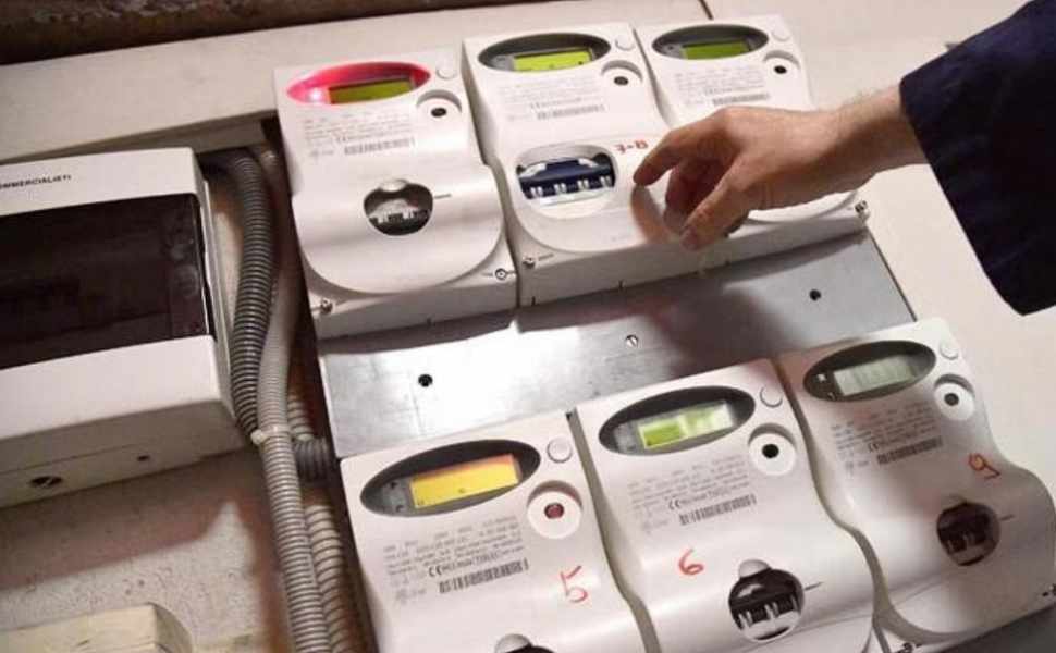 Caldo estremo, Codacons chiede lo stop ai distacchi della luce per morosità: “è un bene essenziale” 219 codacons distacchi luce 01