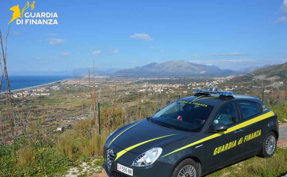 controlli guardia finanza tirreno cosentino estate 04