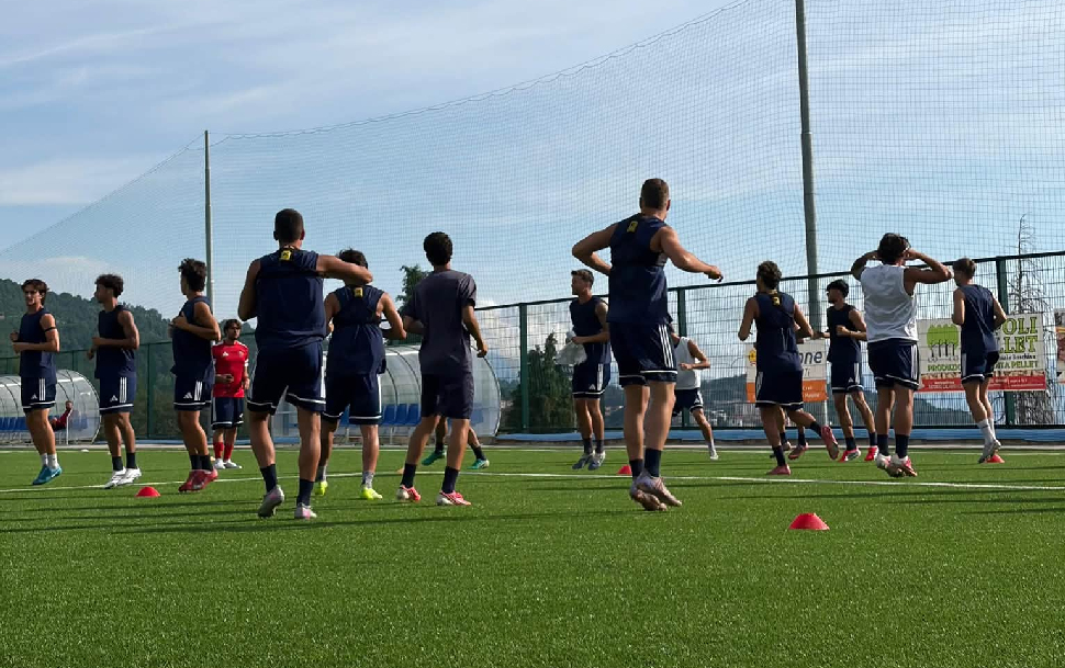 Cosenza Calcio: sabato il Potenza tra emergenza campi e mercato. Coppitelli: «niente alibi, il gruppo si forgia nelle difficoltà» 52 cosenza Calcio allenamenti