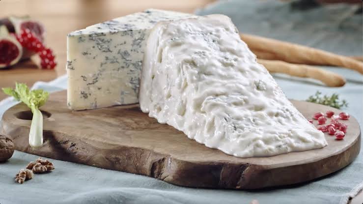 Boom di ricerche online per il Caciocavallo Silano: è tra i dieci prodotti DOP e IGP italiani più in crescita 53 gorgonzola