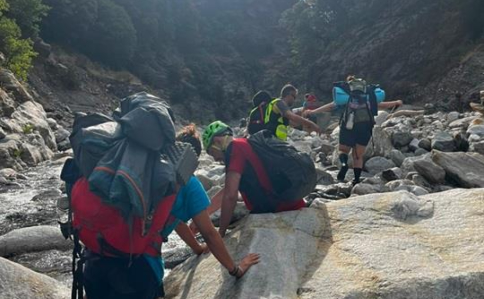 Gruppo scout bloccato in una zona impervia: recuperate nella notte 18 persone, tra cui 8 minori 53 gruppo scout soccorso alpino e guardia finanza 04