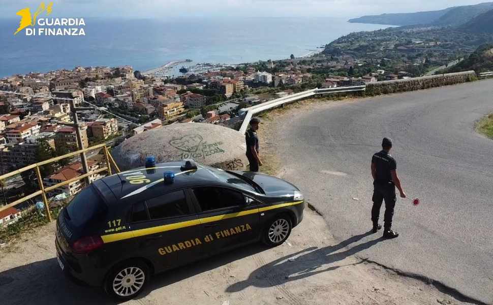 L'estate sicura della Guardia di Finanza: dai controlli sui carburanti alle verifiche sul canone Rai 52 guardia finanza controlli carburanti e canone rai 01