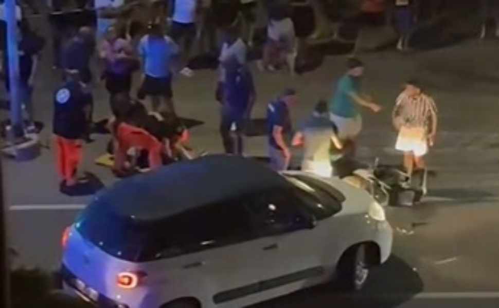 Violento incidente sulla strada per Schiavonea: 2 giovani feriti dopo l'impatto tra moto e auto 84 incidente schiavonea auto moto 02