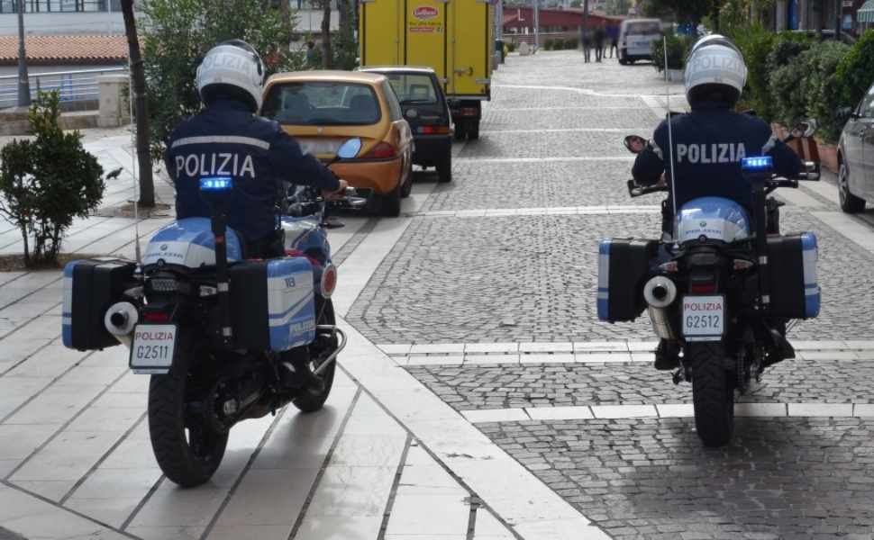 polizia attività lungomare crotone controlli 02