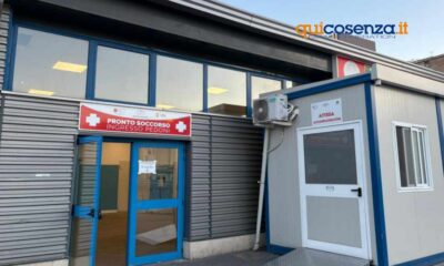 pronto soccorso cosenza dimissioni figlio padre 01