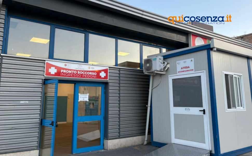 Cosenza: muore a 65 anni dopo le dimissioni, il figlio denuncia «voglio sapere cosa è successo a mio padre» 51 pronto soccorso cosenza dimissioni figlio padre 01