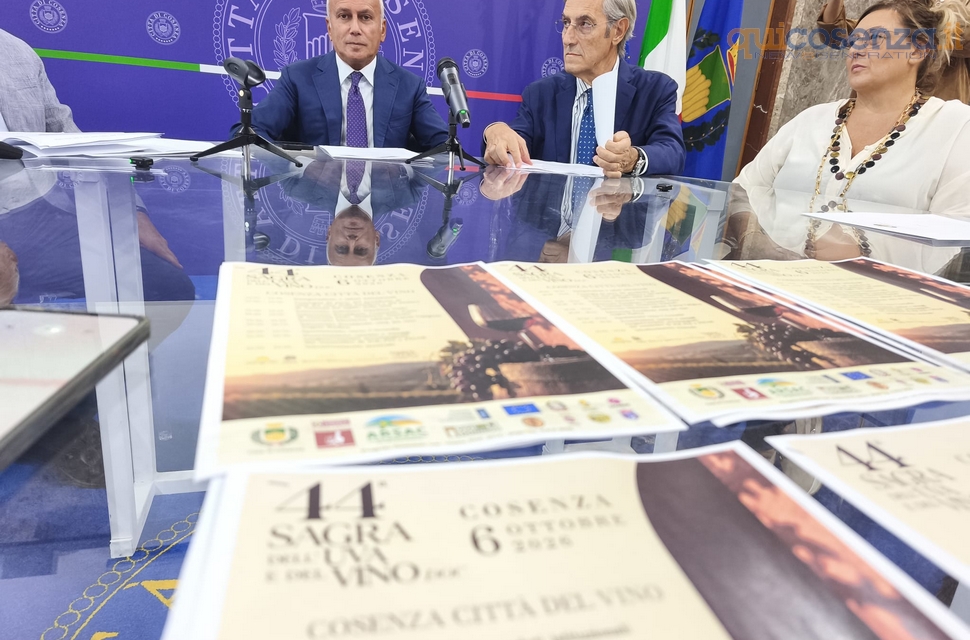 La 44ª Sagra dell’Uva e del Vino di Donnici raddoppia: sei giorni tra città, borgo e cultura del vino 55 144sagradelvinodonnici