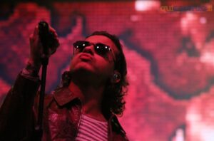 Samurai Jay conquista il Settembre Rendese: con il piccolo Brian sulle spalle canta “Ossessione” - FOTO 67 24samuraijay