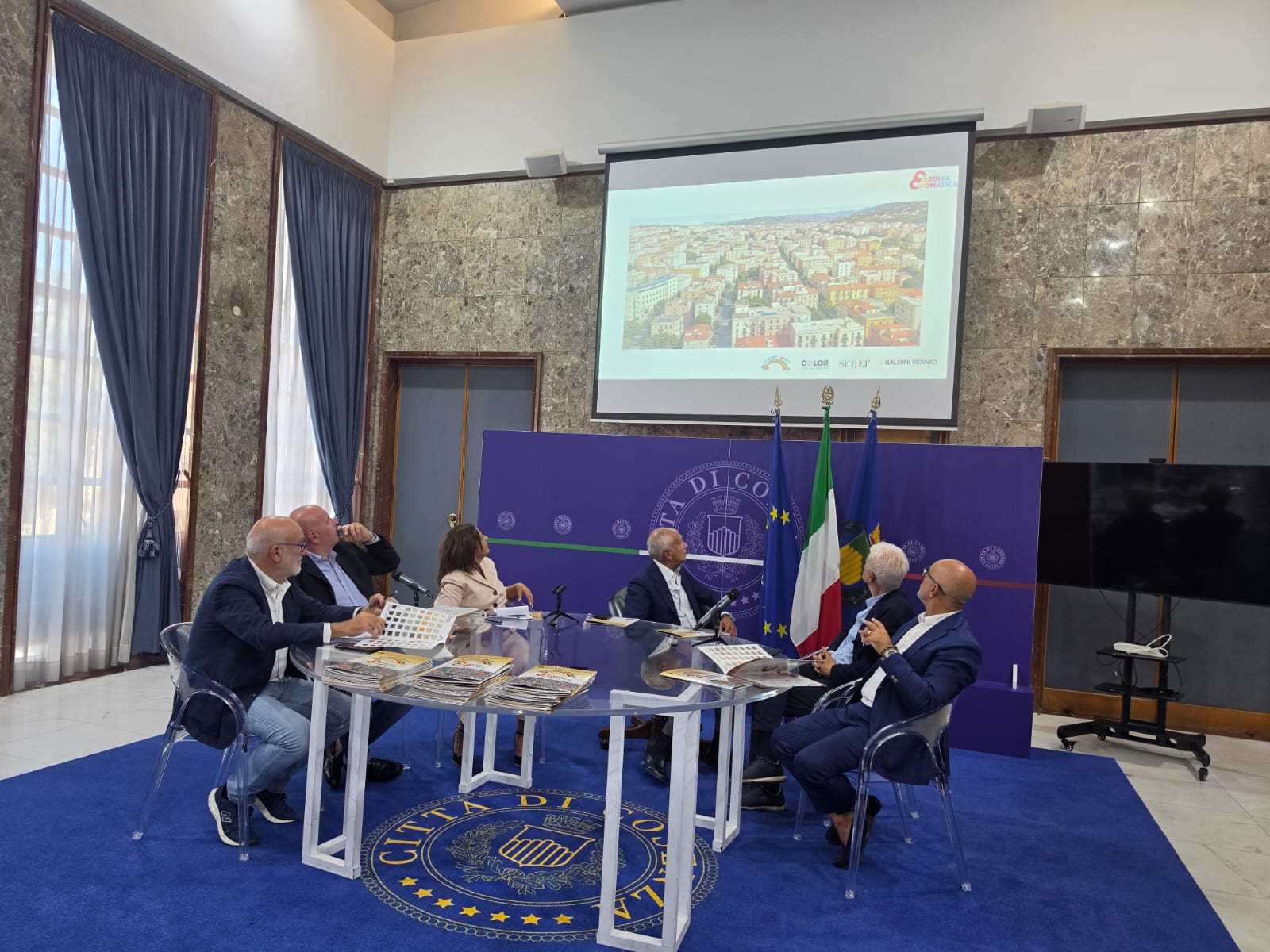 A Cosenza il nuovo “Piano del Colore”. Trasformerà il volto estetico della città: dalle periferie fino al centro storico 51 Cosenza Piano Colore_02