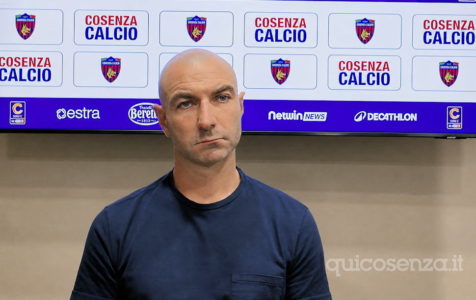 DS Fabio Lucioni Cosenza Calcio