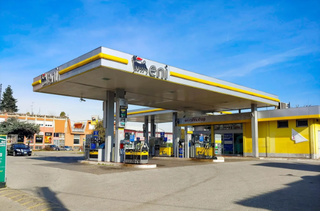 Carburanti, non solo ENI: da domani limite ai prezzi di benzina e diesel anche sulla rete IP 52 ENI