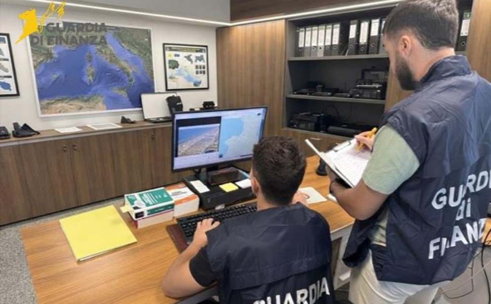 Amantea, maxi-evasione dei tributi locali in un resort della costa: recuperati 160mila euro 53 Guardia di finanza controlli