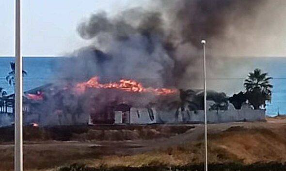 Incendio_lido_Mandatoriccio