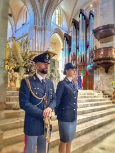 Cosenza, la Polizia di Stato celebra il Patrono San Michele Arcangelo: solenne celebrazione in Cattedrale - FOTO 53 Polizia Cosenza 03