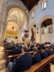 Cosenza, la Polizia di Stato celebra il Patrono San Michele Arcangelo: solenne celebrazione in Cattedrale - FOTO 56 Polizia Cosenza 06