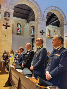 Cosenza, la Polizia di Stato celebra il Patrono San Michele Arcangelo: solenne celebrazione in Cattedrale - FOTO 63 Polizia Cosenza 17