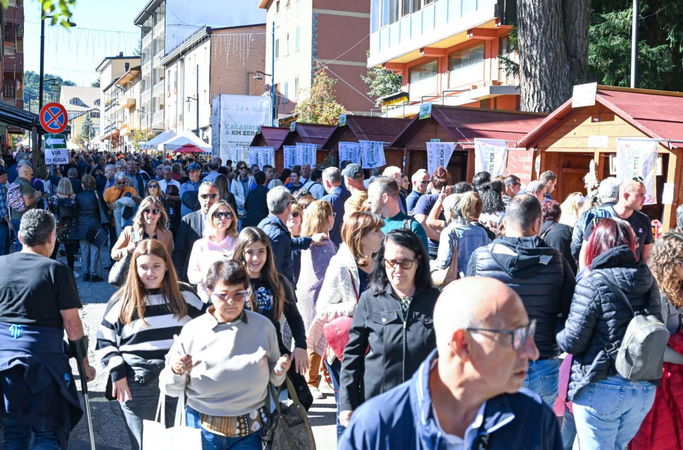 Le eccellenze della Sila e sua maestà il Porcino: Autunno Silano 2026 e 57ª Sagra del Fungo a Camigliatello - Le date 59 Sagra del fungo_02