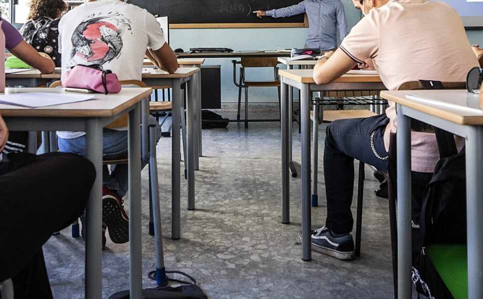 Scuola, Cittadinanzattiva: in Calabria solo il 22,5% degli edifici ha una mensa. E' allarme sicurezza 53 Scuola - rapporto Cittadinanzattiva 03