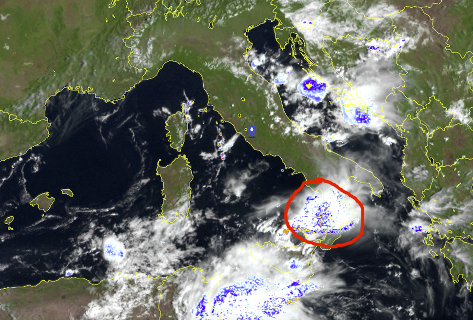 Meteo: weekend instabile in Calabria: tornano piogge e rovesci. E attenzione ai forti temporali tra oggi e domani 53 Temporali maltempo calabria